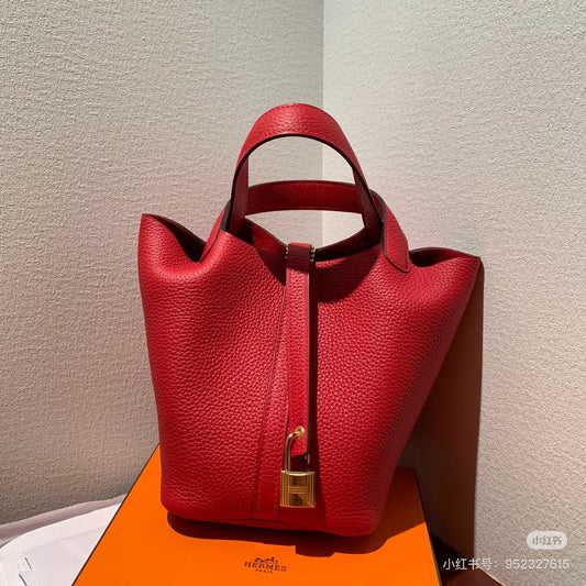 Hermès – Picotin 18 (Rouge Red)