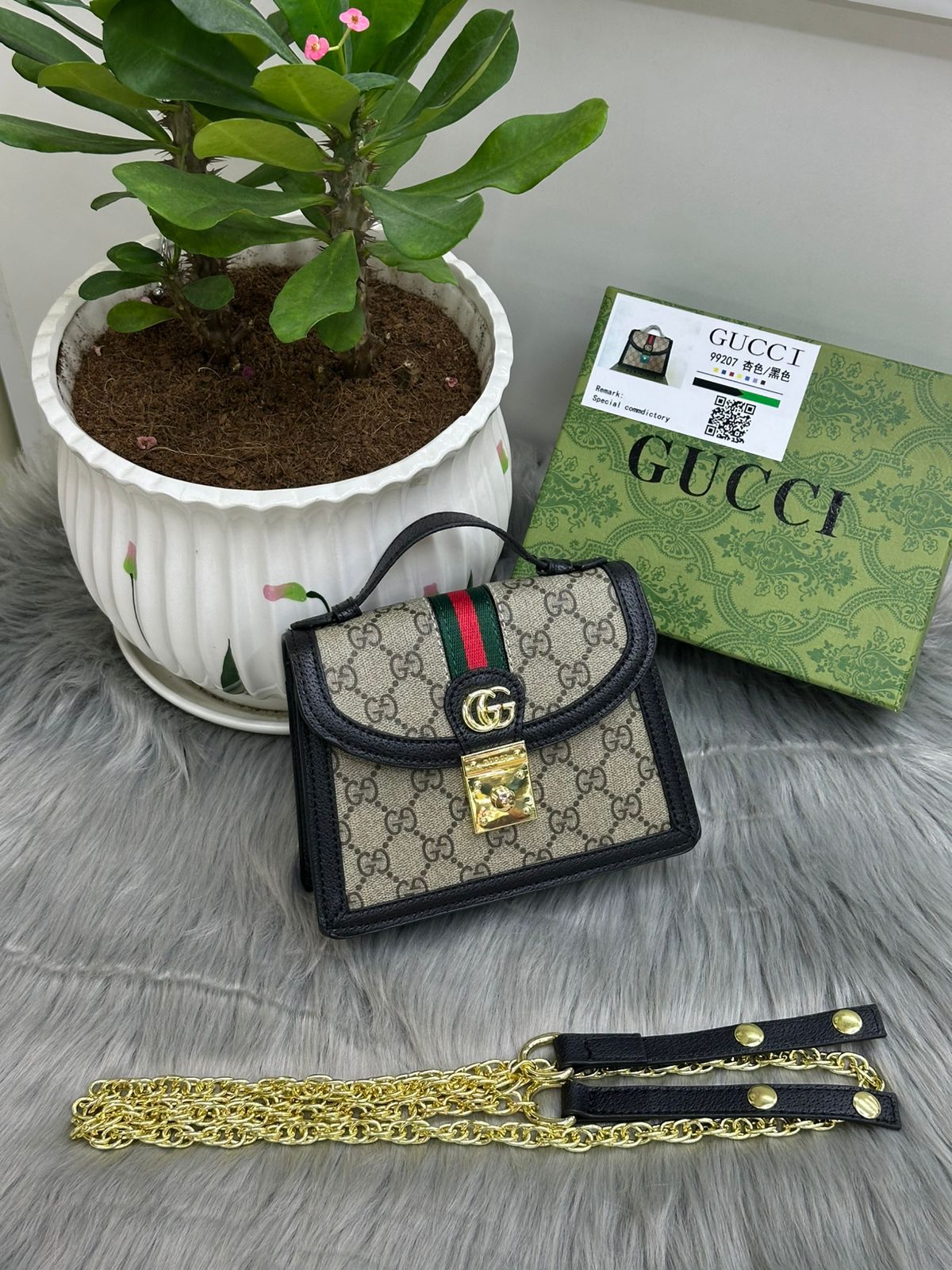 Padlock GG Supreme Mini Shoulder Bag