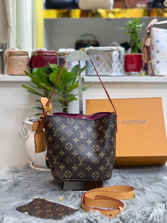 Louis Vuitton – Monogram NeoNoé Bucket Bag