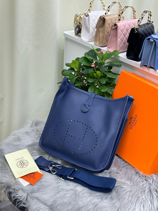 Hermès Evelyne III PM – Blue