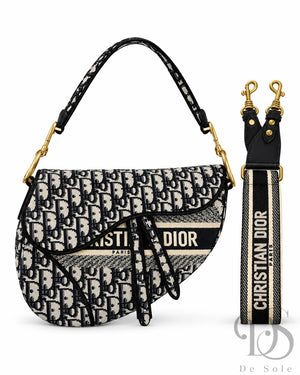 Luxe Saddle Charm Bag – Signature Edition