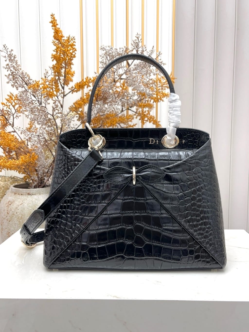Luxe Bow Handle Bag – Prestige Edition
