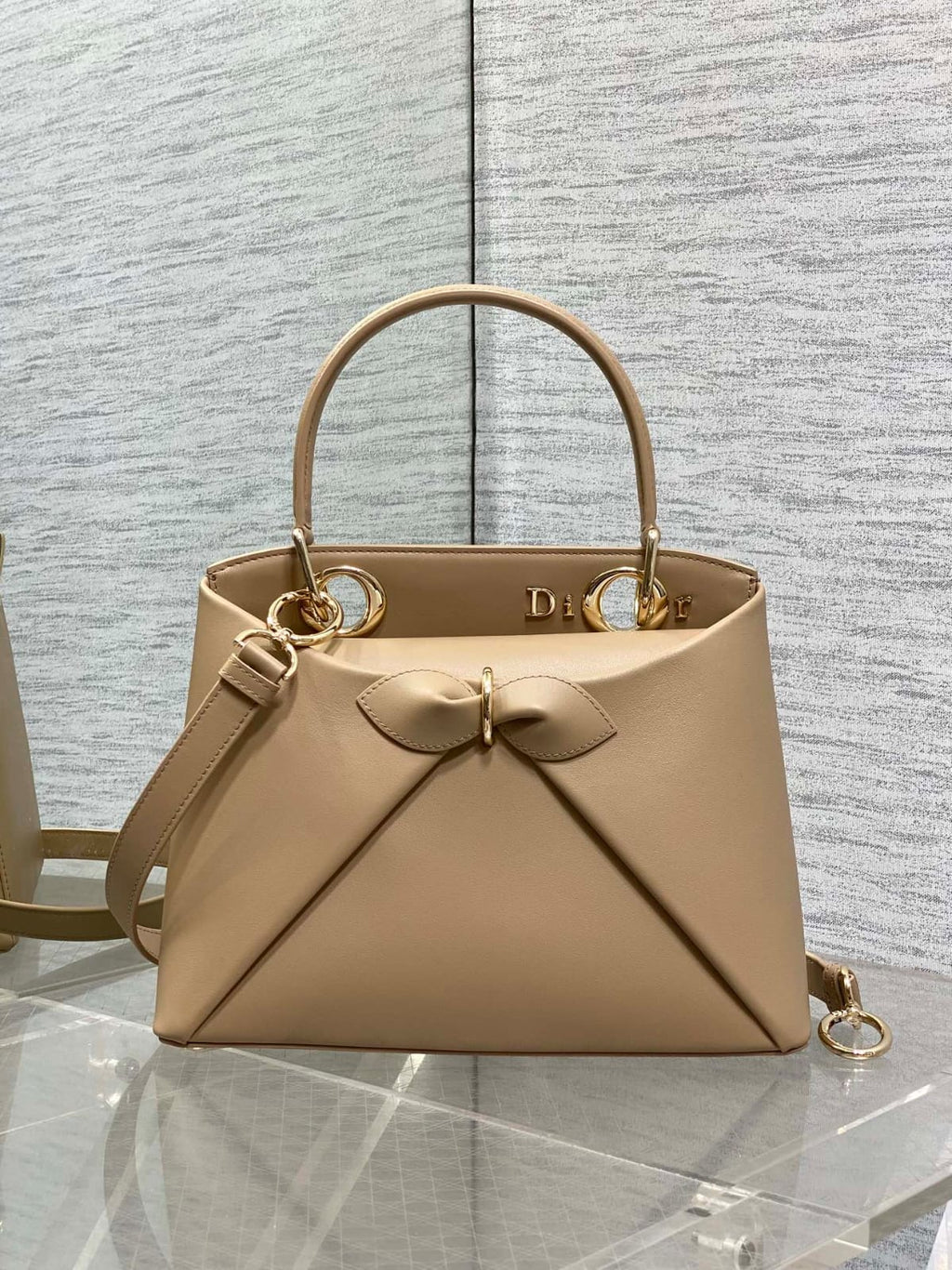 Luxe Bow Handle Bag – Prestige Edition