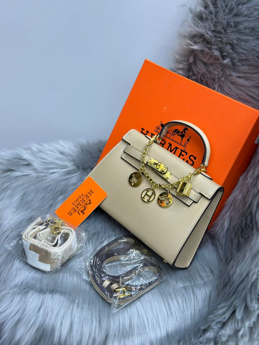 Hermès – Kelly 20 (Beige)