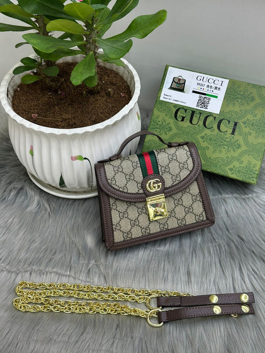 Gucci – Padlock Mini GG Supreme (Brown)