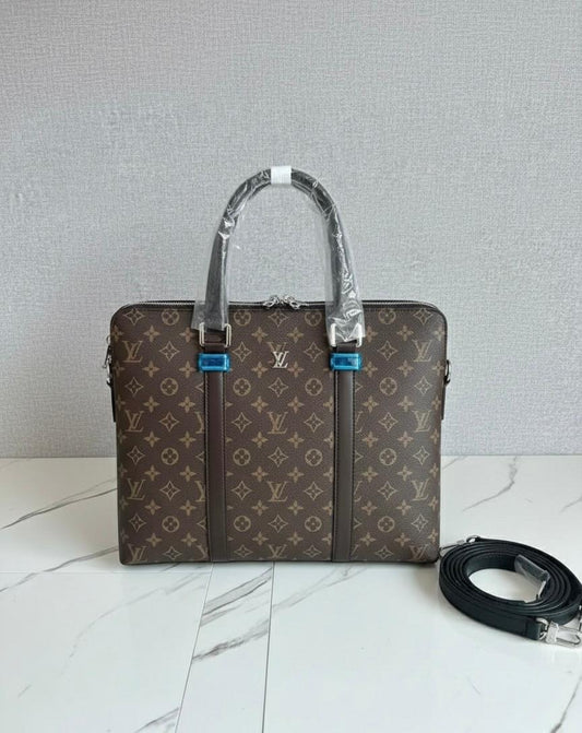 Louis Vuitton Porte-Documents Business Bag – Classic Monogram Canvas